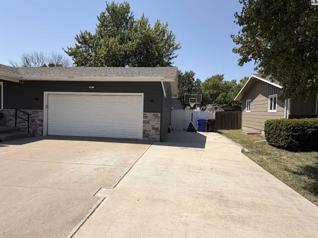 Photo of 1513 Manchester St, McPherson, KS