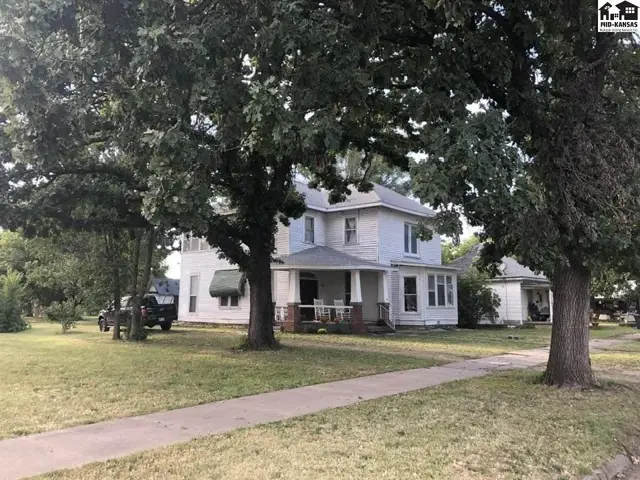 Photo of 609 Main St, Florence, KS