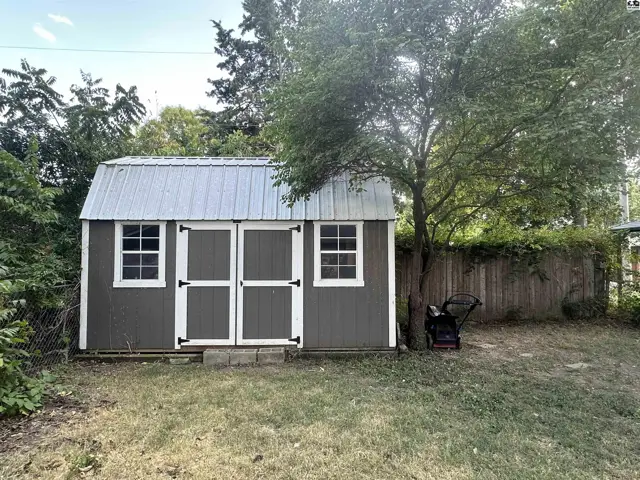 Photo of 762 E Simpson St, McPherson, KS