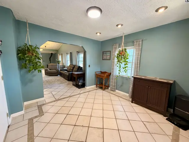 Photo of 1302 E 95th Ave, Hutchinson, KS
