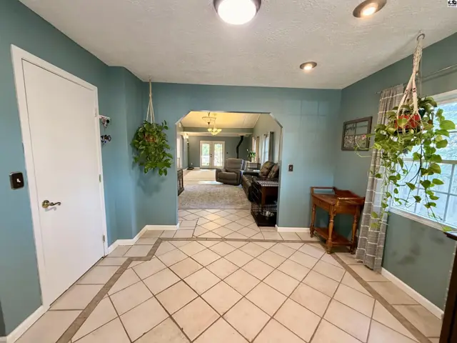 Photo of 1302 E 95th Ave, Hutchinson, KS