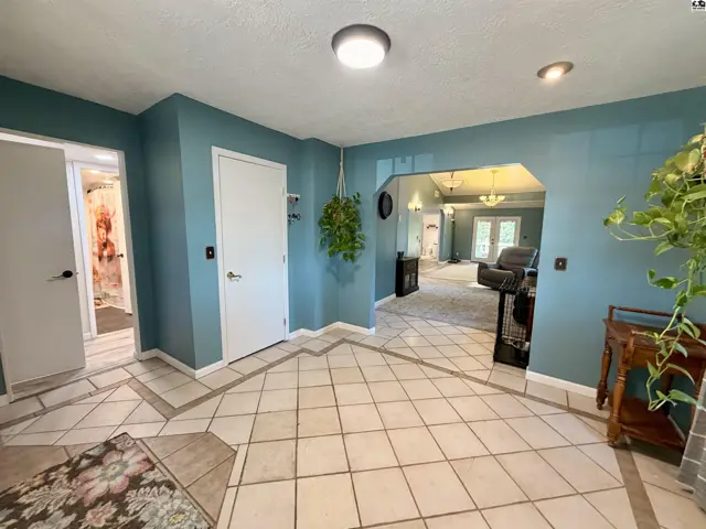 Photo of 1302 E 95th Ave, Hutchinson, KS