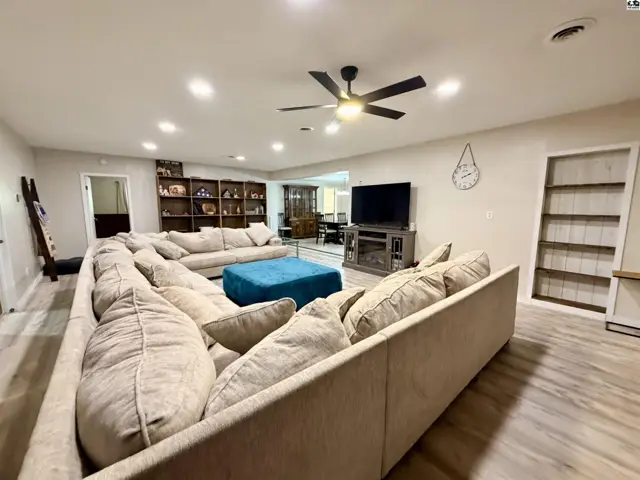 Photo of 1302 E 95th Ave, Hutchinson, KS