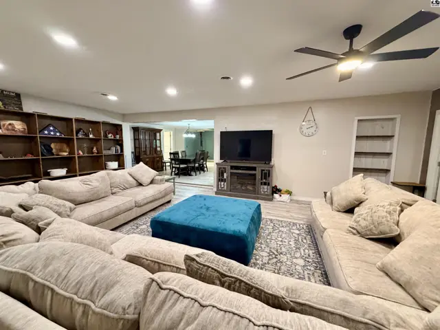 Photo of 1302 E 95th Ave, Hutchinson, KS