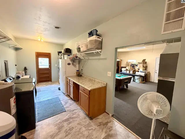 Photo of 1302 E 95th Ave, Hutchinson, KS