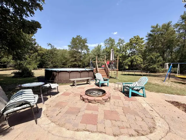 Photo of 1302 E 95th Ave, Hutchinson, KS