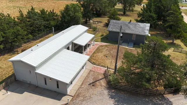 Photo of 36 NW 100th St, Iuka, KS