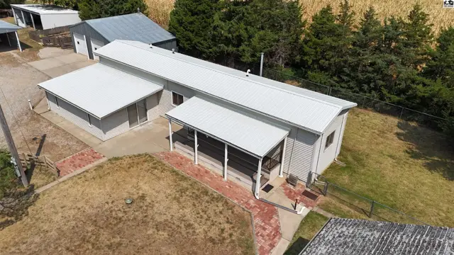 Photo of 36 NW 100th St, Iuka, KS
