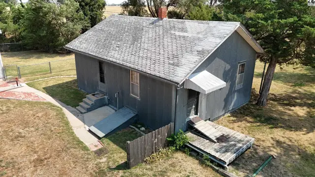 Photo of 36 NW 100th St, Iuka, KS