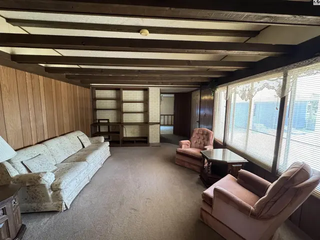 Photo of 36 NW 100th St, Iuka, KS