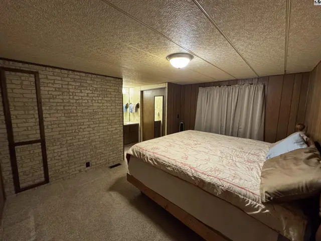 Photo of 36 NW 100th St, Iuka, KS