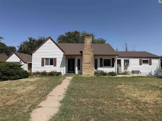 Photo of 220 Wall Ave, Mullinville, KS