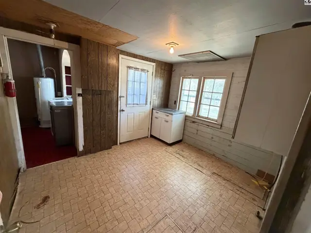Photo of 220 Wall Ave, Mullinville, KS