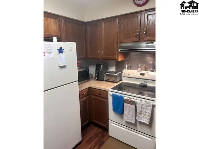 Photo of 6309 N Old K61 Hwy, Hutchinson, KS