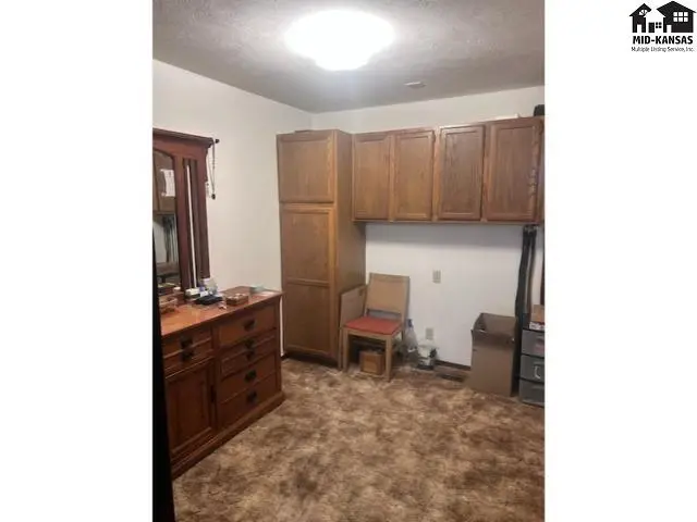 Photo of 6309 N Old K61 Hwy, Hutchinson, KS