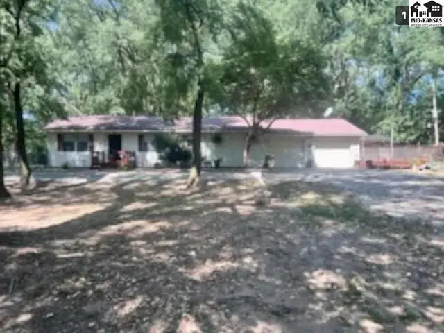 Photo of 6309 N Old K61 Hwy, Hutchinson, KS
