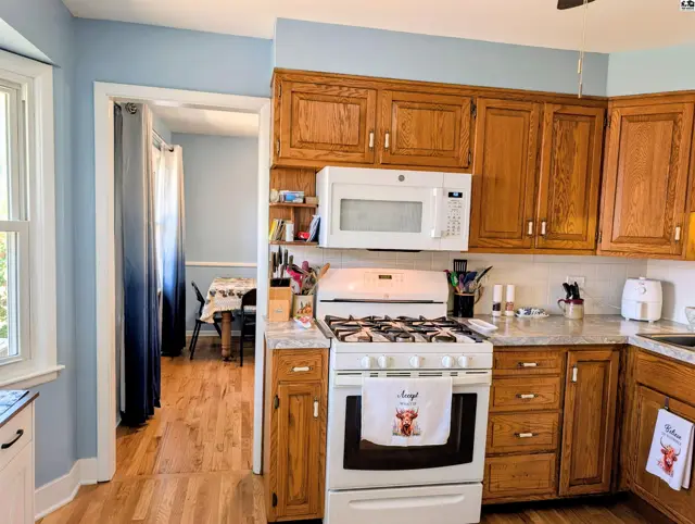 Photo of 414 Random Rd, Newton, KS