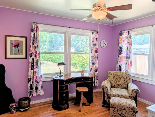Photo of 414 Random Rd, Newton, KS