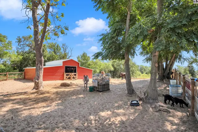 Photo of 3608 N Willison Rd, Buhler, KS