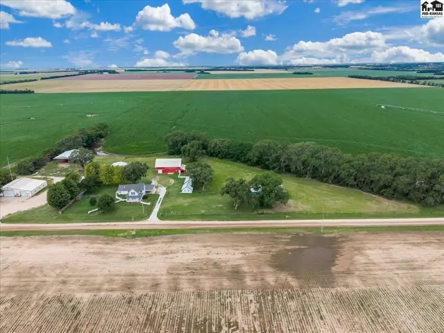 Photo of 16911 S Woodberry Rd, Mount Hope, KS