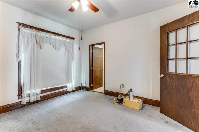 Photo of 16911 S Woodberry Rd, Mount Hope, KS