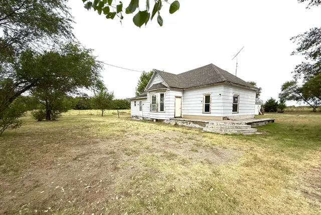 Photo of 1006 NW 70 Rd, Attica, KS