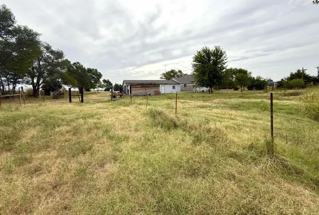 Photo of 1006 NW 70 Rd, Attica, KS