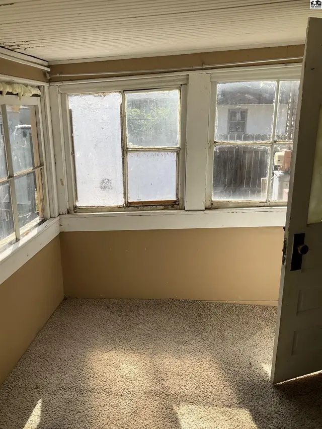 Photo of 429 E 7Th Ave, Hutchinson, KS