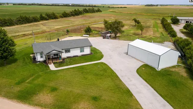 Photo of 4014 S Herren Rd, Hutchinson, KS