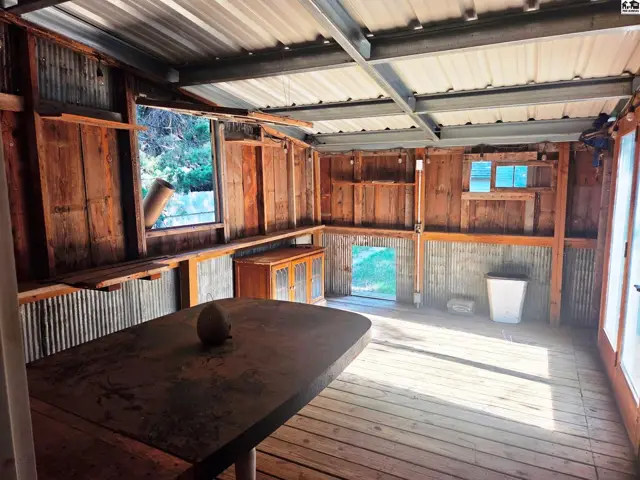 Photo of 114 W Durst St, Moundridge, KS
