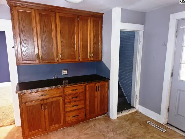 Photo of 114 W Durst St, Moundridge, KS
