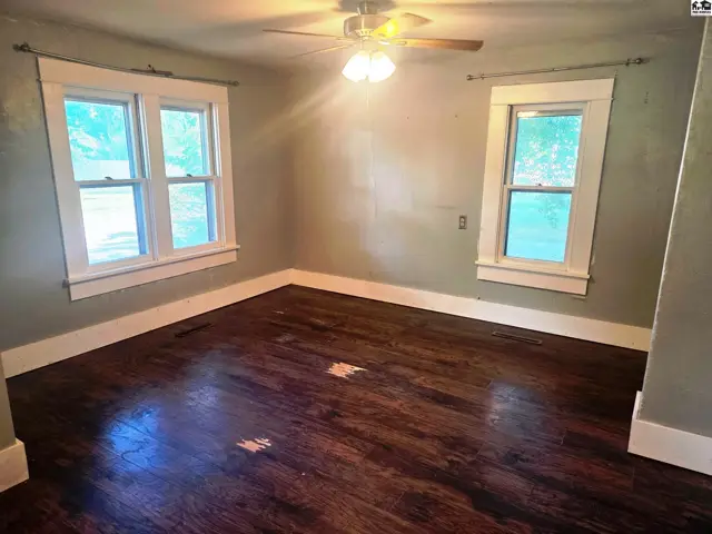 Photo of 114 W Durst St, Moundridge, KS