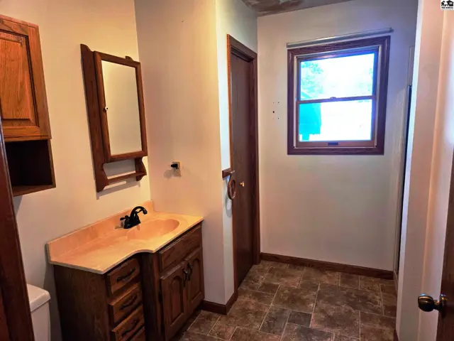 Photo of 1500 E 9th St, Newton, KS