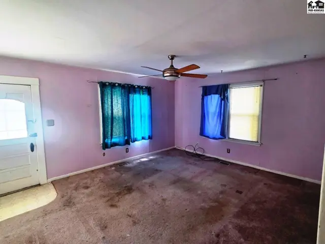Photo of 1420 E 9th St, Newton, KS