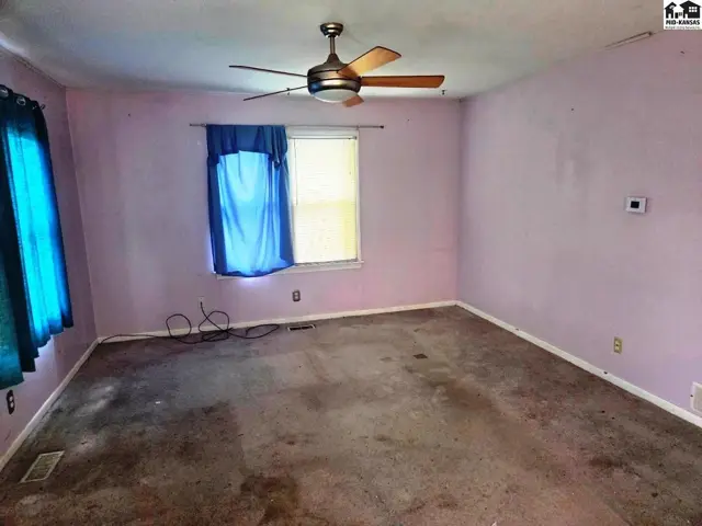 Photo of 1420 E 9th St, Newton, KS