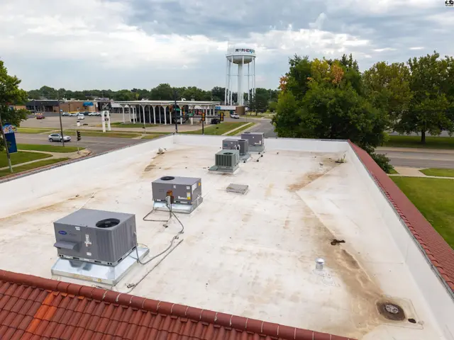 Photo of 1233 N Main St, McPherson, KS