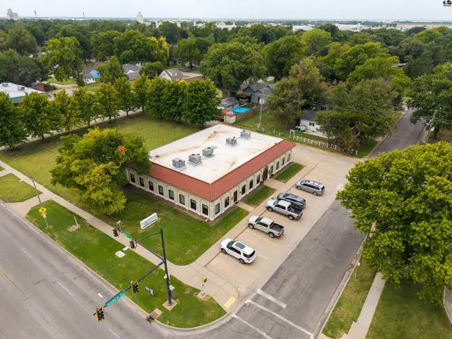 Photo of 1233 N Main St, McPherson, KS