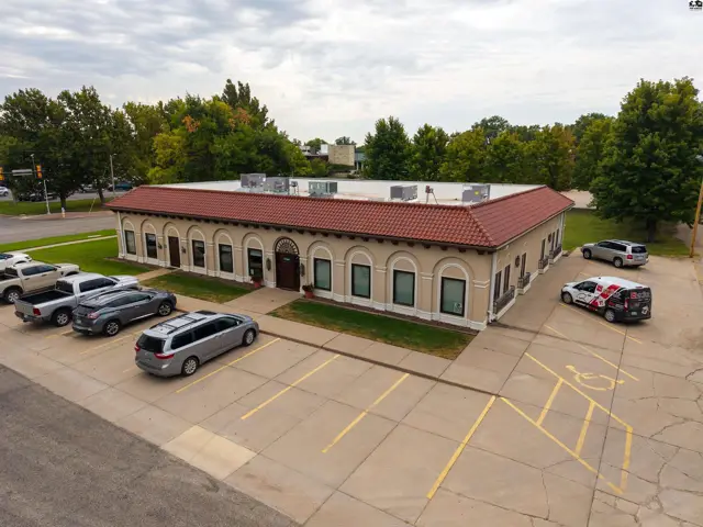 Photo of 1233 N Main St, McPherson, KS