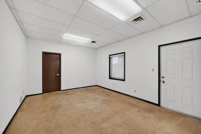 Photo of 1233 N Main St, McPherson, KS
