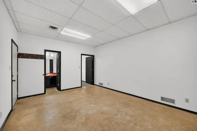 Photo of 1233 N Main St, McPherson, KS