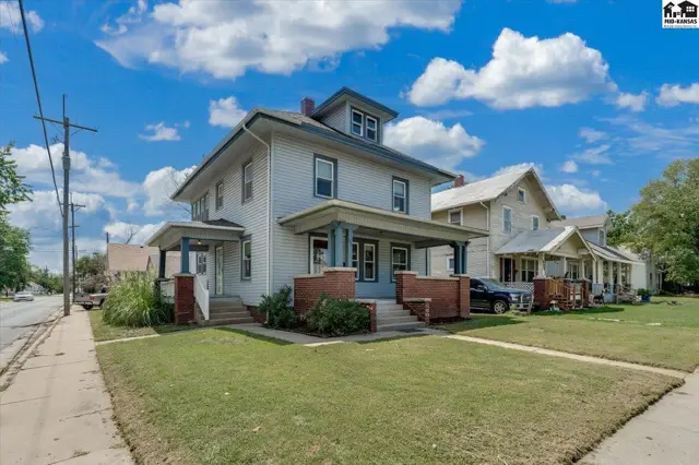 Photo of 829 E Sherman St, Hutchinson, KS