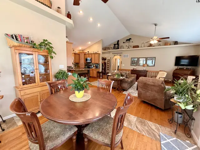 Photo of 921 W Crazy Horse Rd, Hutchinson, KS