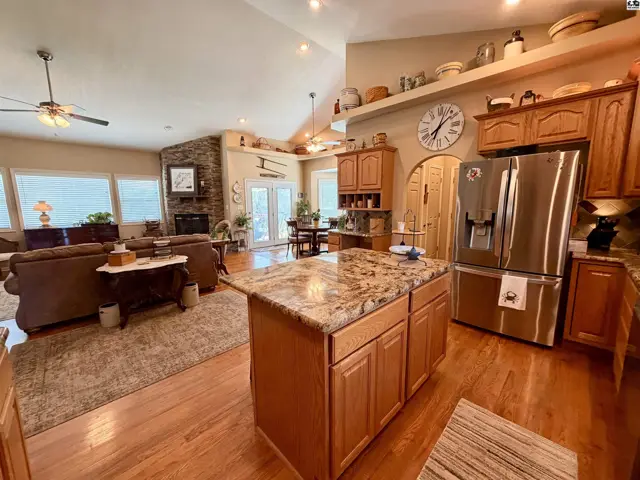 Photo of 921 W Crazy Horse Rd, Hutchinson, KS