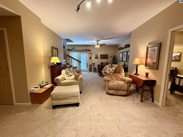 Photo of 921 W Crazy Horse Rd, Hutchinson, KS