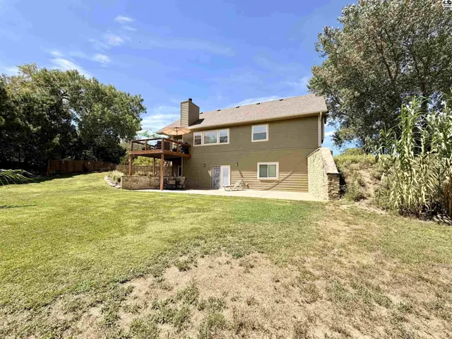 Photo of 921 W Crazy Horse Rd, Hutchinson, KS