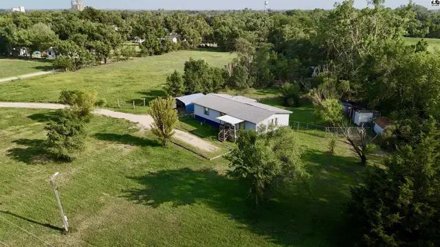 Photo of 8400 E K-4 Highway, Gypsum, KS
