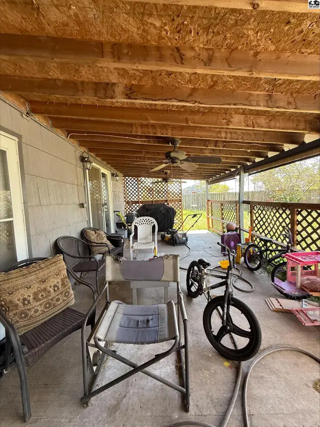 Photo of 15 N Town St, Hutchinson, KS