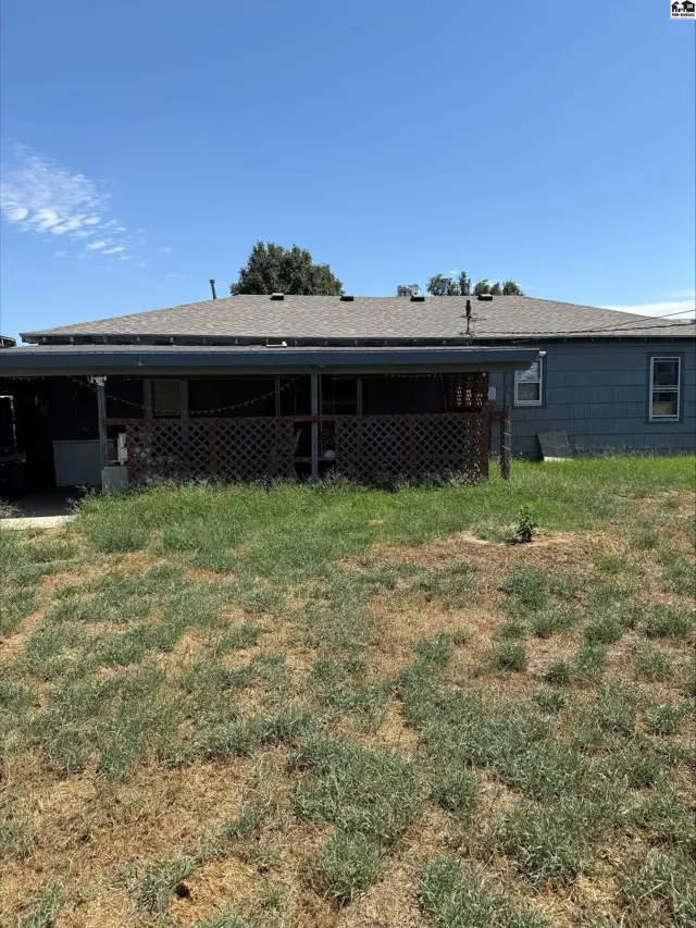 Photo of 15 N Town St, Hutchinson, KS