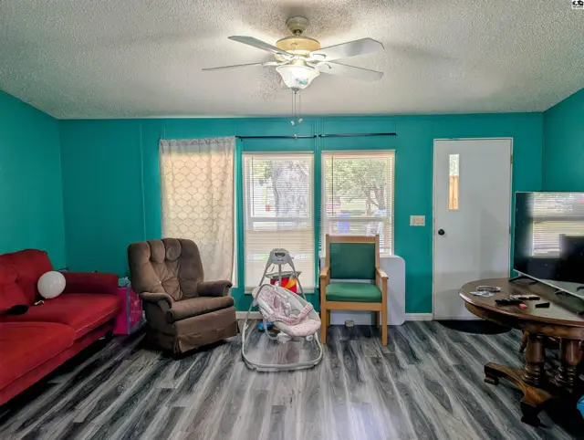 Photo of 204 Mockingbird Rd, McPherson, KS