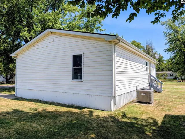 Photo of 204 Mockingbird Rd, McPherson, KS